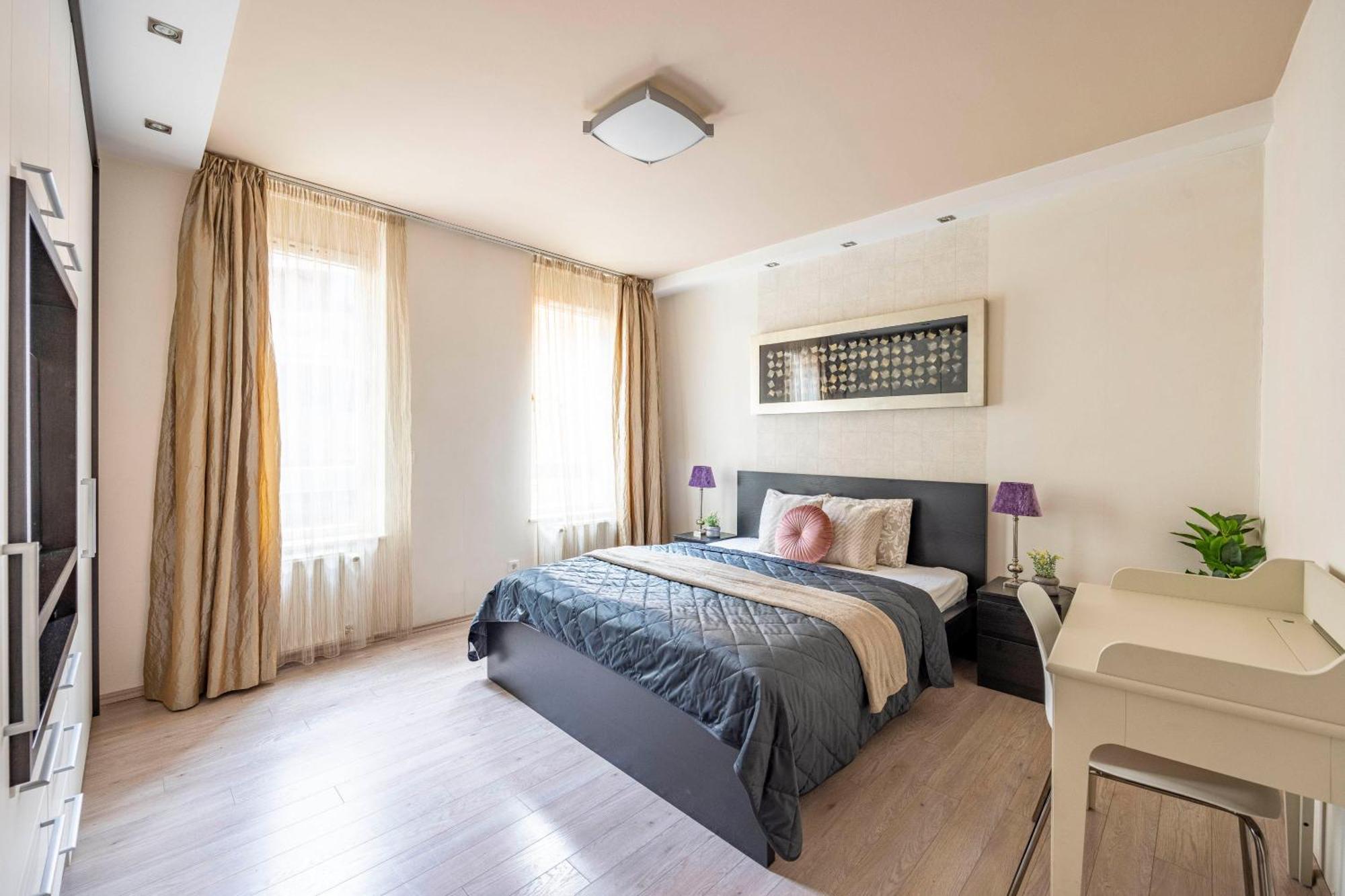 בודפשט Exclusive Central Suite With Balcony By Prestige Homes מראה חיצוני תמונה